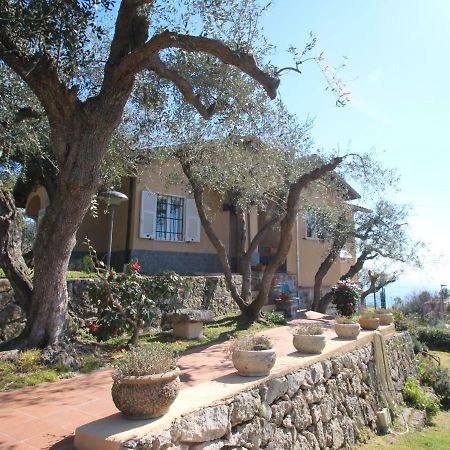 Locazione Turistica Villa Sara Finale Ligure Esterno foto