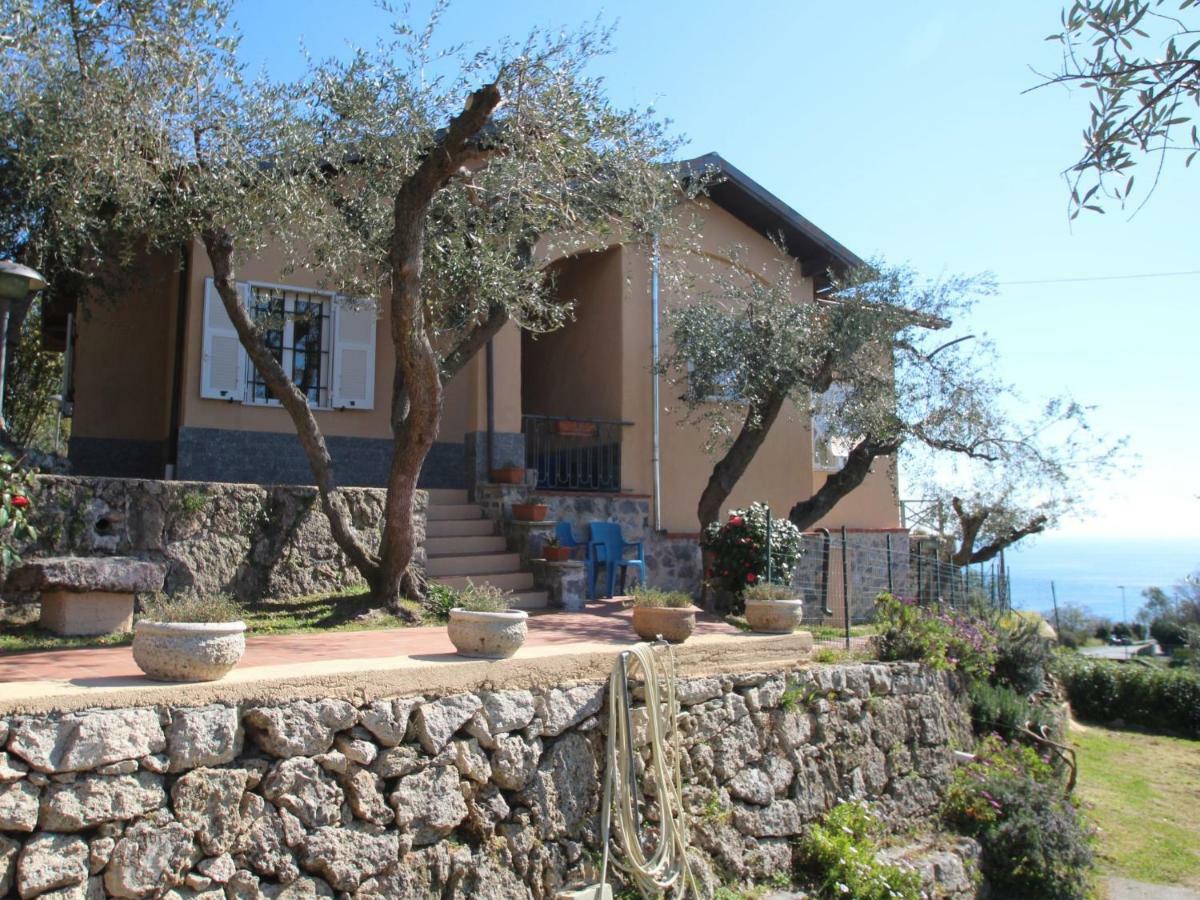 Locazione Turistica Villa Sara Finale Ligure Esterno foto